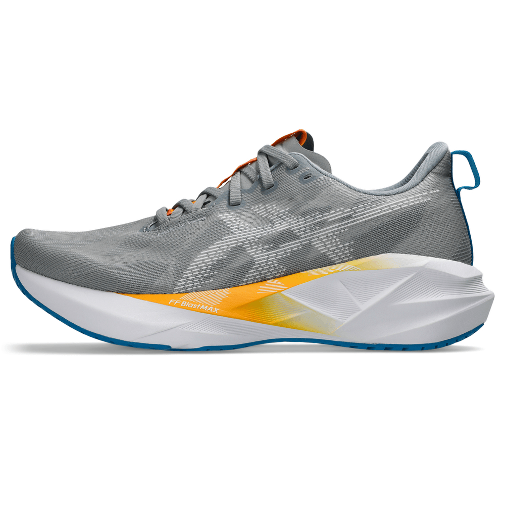 Tenis ASICS Novablast 5 hombre a $2,239.30 en ASICS México (antes $3,199, −30%)